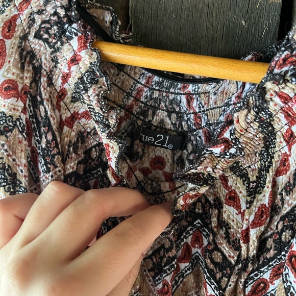 Romper - Picture 3 of 6